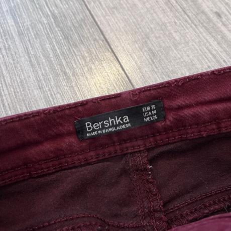 Skinny jeans vínovej farby, bershka,36