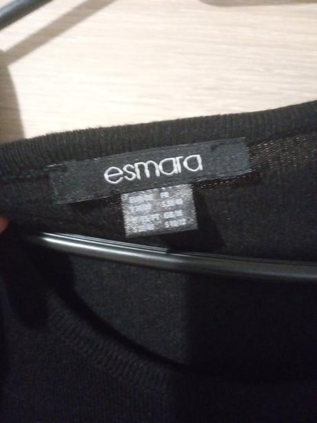 Čierne svetrové šaty, l