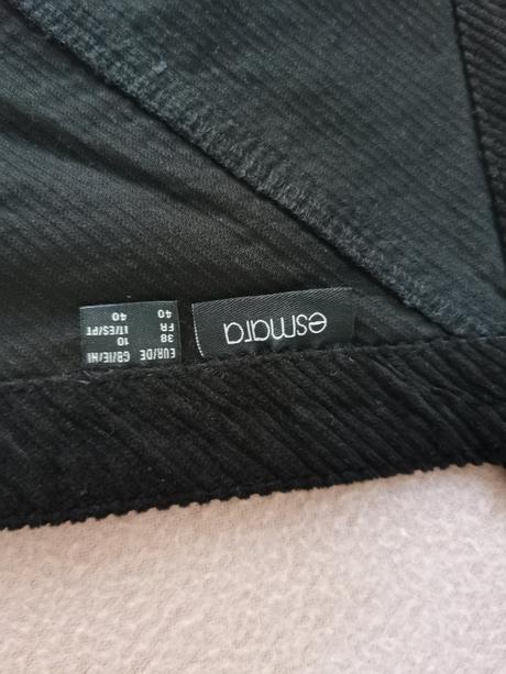 Menčestrova sukna na traky, esmara,m