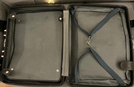Vintage black leather bag coach gladstone-style, 