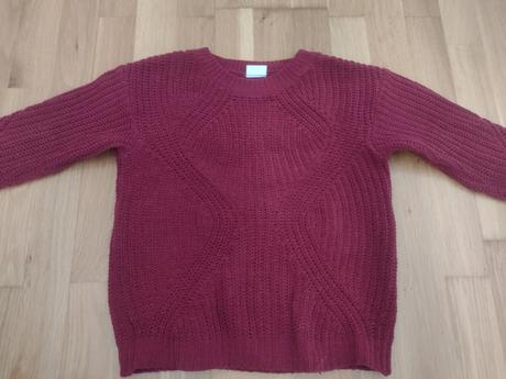 Červený sveter, f&f,122