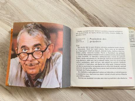 Retro stará kniha chobotnice z čertovky,