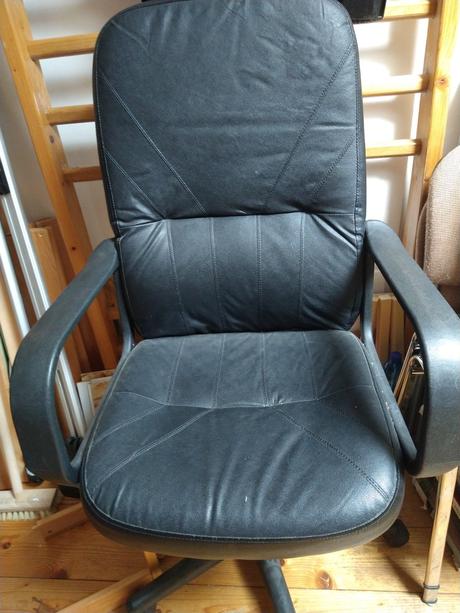 Kreslo kancelárske, 