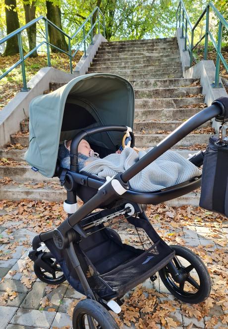 Vlnená pletená deka - mineral green elodie detail,