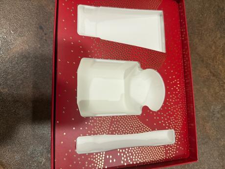 Giorgio armani luxusmá krabica, 