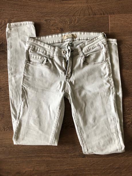 Krémové skinny rifle, s