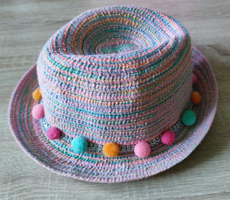 Slamený klobúk s guličkami, f&f,134