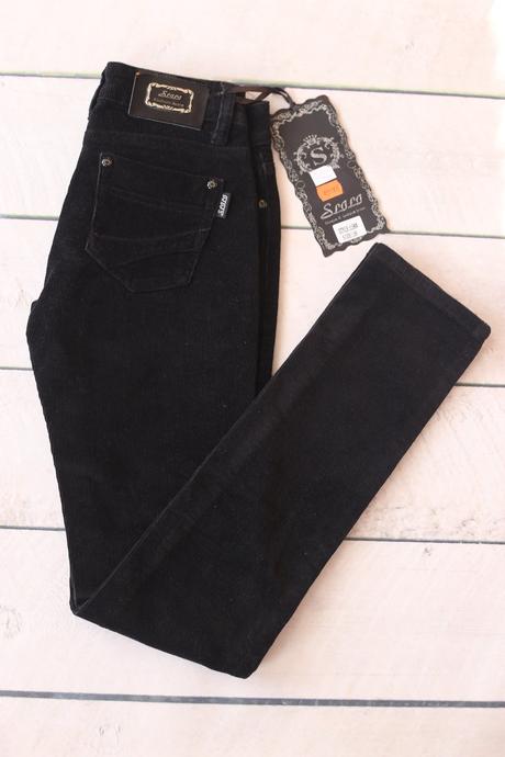 Menžestrové nohavice, 26