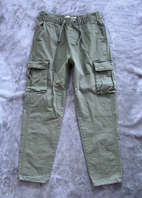 Pánske nohavice, bershka,m