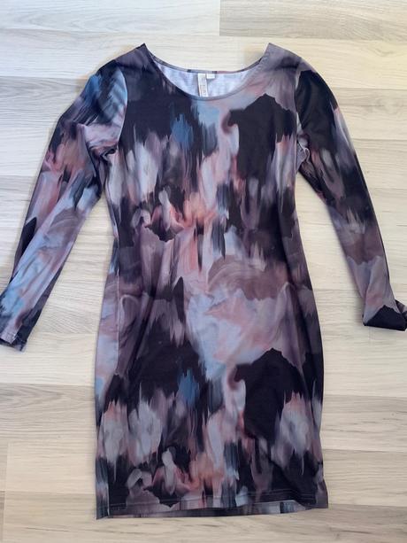 Slávnostné šaty, 38