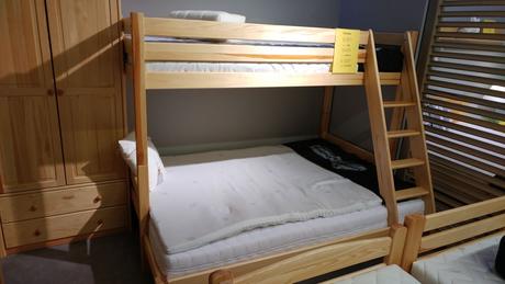 Poschodova postel, šírka (cm): 140,dĺžka (cm): 200