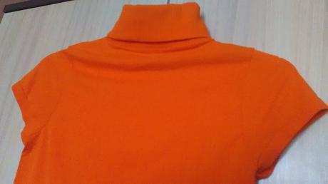 Rolák sytopomarancovej farby, m