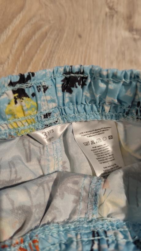 Krátke nohavice, 104