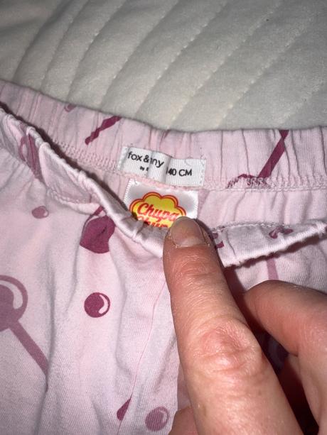 Pyzamove nohavice lizatko chupa chups 140, sinsay,140