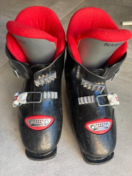 Detské lyžiarky nordica (vd 20.5cm), nordica,31