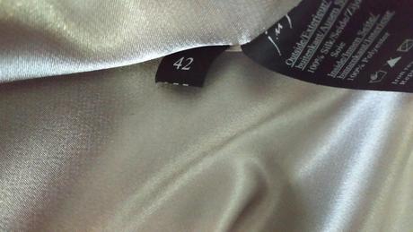 Hodvábna sukňa, 42