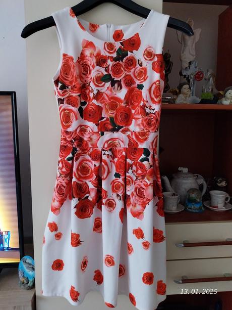 Spoločenske šaty, m