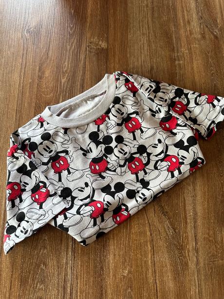 Mickey tríčko, 122