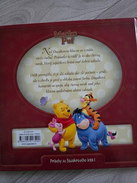 Knižka s mackom pú,