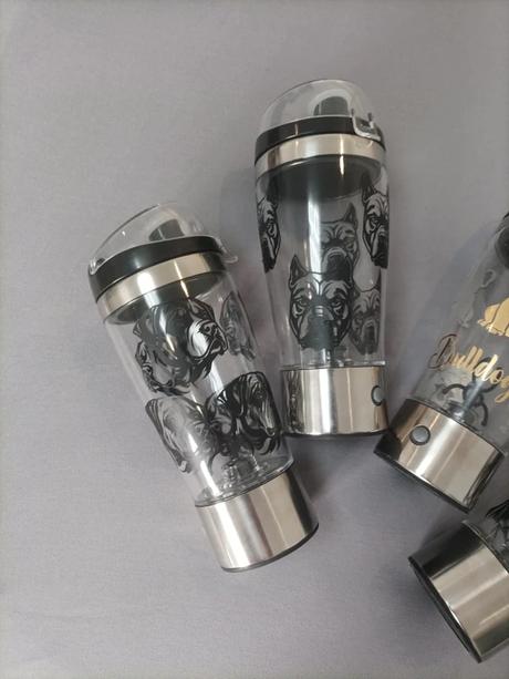 Mixér- šejker s vlastným návrhom, 