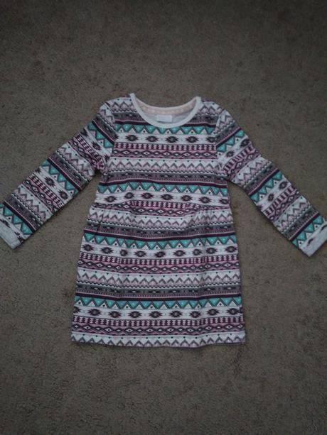 Nove nenosene saty, f&f,92