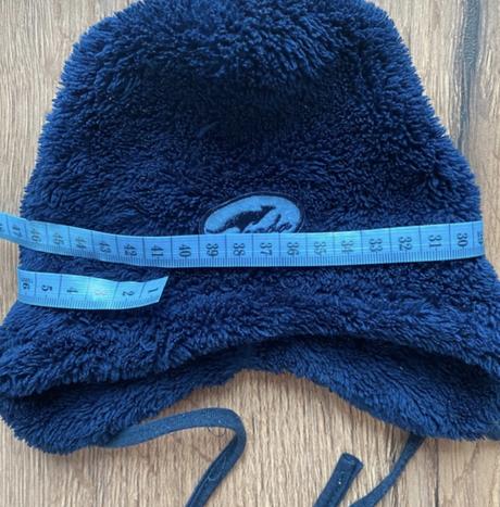 Čiapka na zimu rada, rada,<50