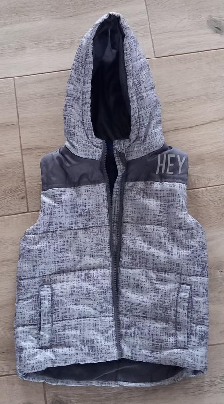 Vesta 116 s kapucňou, lupilu,116