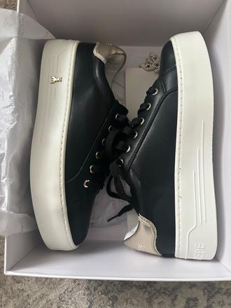 Kožené tenisky patrizia pepe, 39