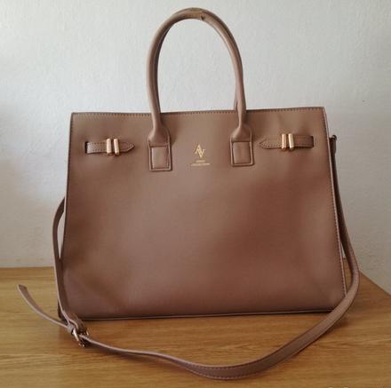 Amisu kabelka veľká z new yorkeru,