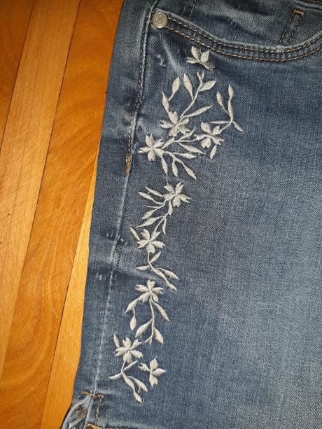 Dámske šortky, takko,28