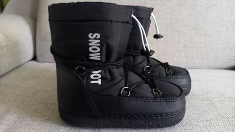Snow boot, 31