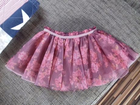 Krasna suknicka, f&f,86