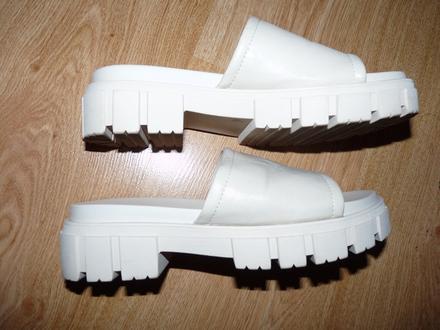 Smotanové šľapky, 38