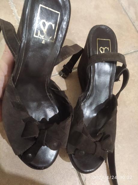 Krásne čokoládové platformy, 38