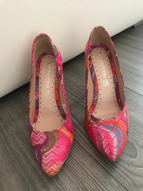 Spoločenské lodičky, 38