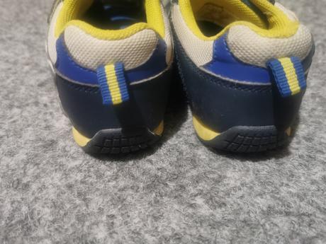 Tenisky minions na donosenie, 27