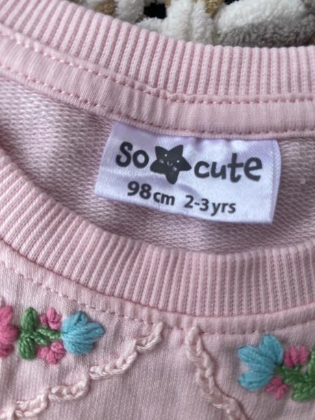 Nová mikina s ručne vyšívaným golierikom, 98