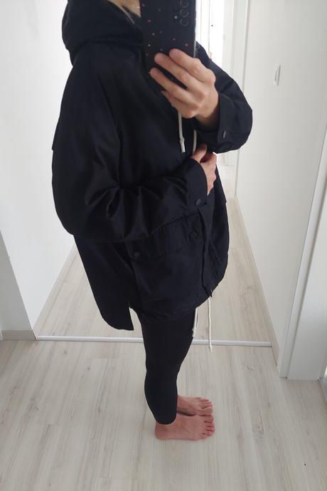 Čierna bunda/parka medicine, s