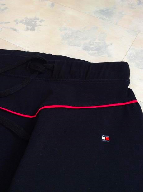 Športové tepláky th, tommy hilfiger,s