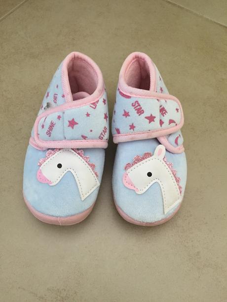 Botičky/papučky, 23