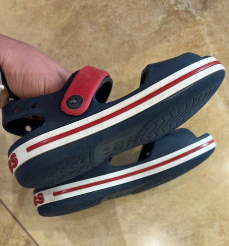 Sandálky, crocs,28