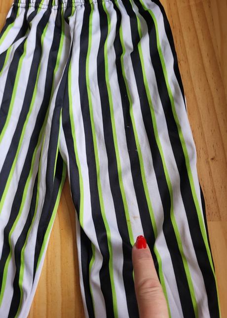 2x karnevalové nohavice tu na 1-2 roky, 