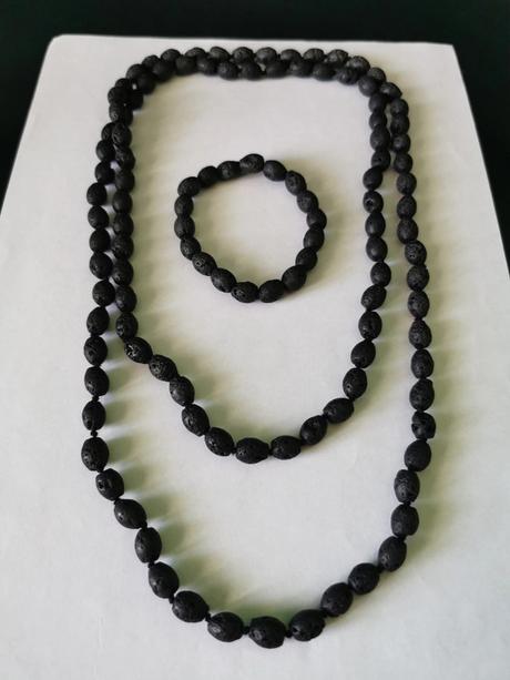 Náhrdelník s náramkom - lávový kameň, 