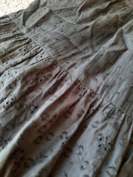 Cierne madeirove saty, f&f,152