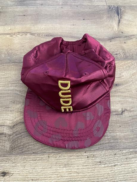 Šiltovka river island, river island,80