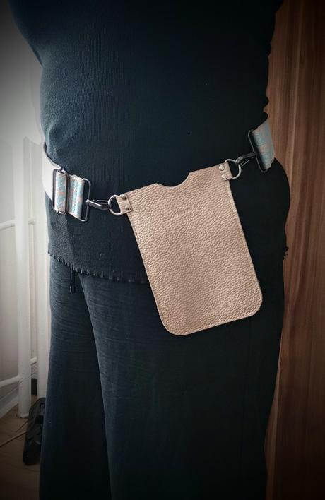 Kožené púzdro na mobil, ammyla