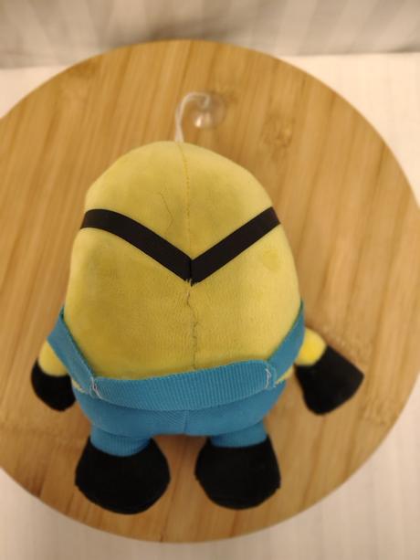 Plyšový mimoň bob vyšívané oči a prísavka, 20,5 cm,