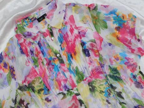 Kvalitna velmi pekna plisovana sukna, 50