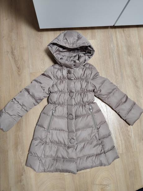 Predlzena zimna bunda benetton 128/134, benetton,134