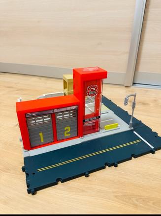 Match box hasičská stanica, 